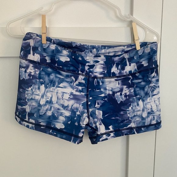 IAB MFG booty shorts - Picture 1 of 3